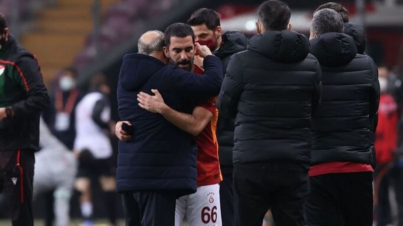 Arda Turan: Fatih Hoca için maçları kazanalım