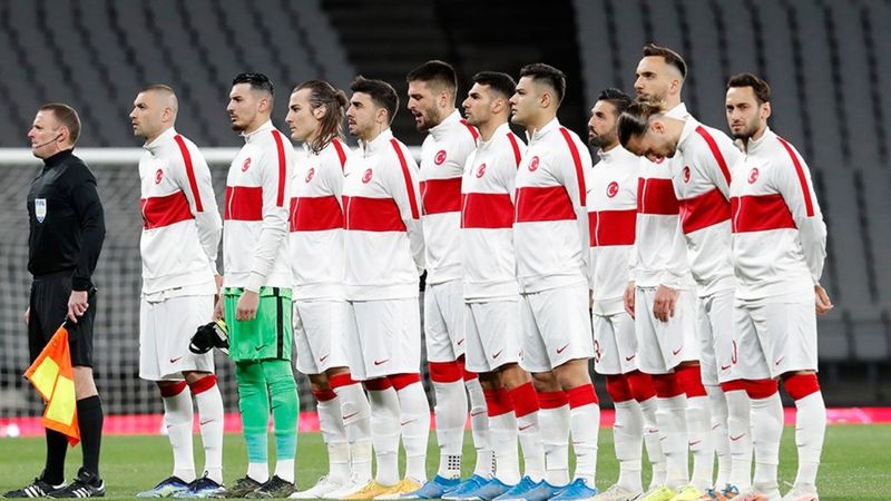 Milli Takım'da 3 kişinin korona testi pozitif çıktı