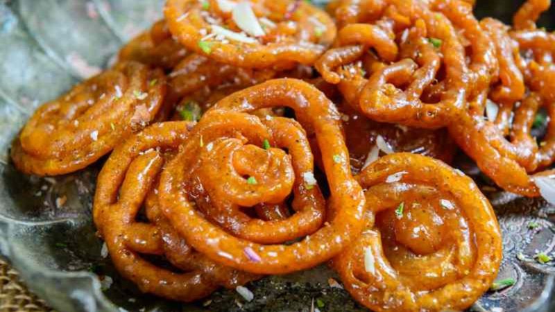Meşhur Hint Tulumbası: Jalebi nasıl yapılır? Jalebi tatlısı tarifi ve malzemeleri..