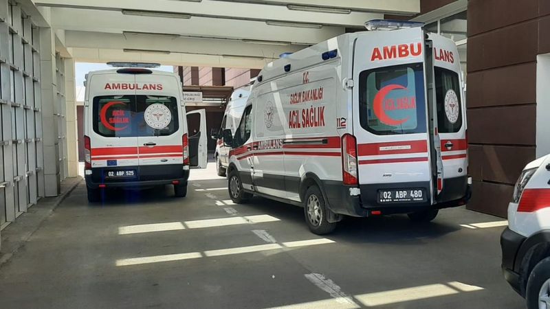 Adıyaman’da otomobil ile motosiklet çarpıştı: 2 yaralı