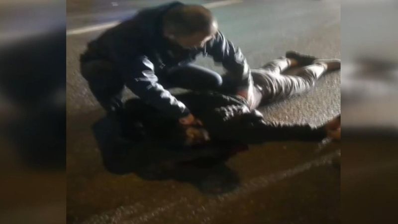 Beşiktaş'ta yolun karşısına geçmek istedi, otomobil çarptı