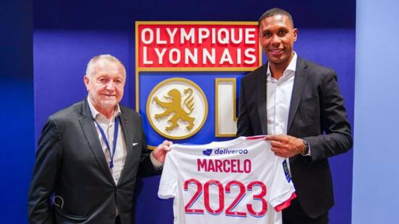 Marcelo 2 yıl daha Lyon'da