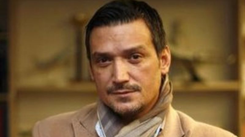 Şenol İpek kimdir? Şenol İpek kaç yaşında, nereli, evli mi? Şenol İpek hakkında..