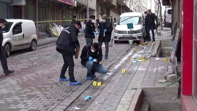 Sultangazi'de akraba kavgası: 3 yaralı