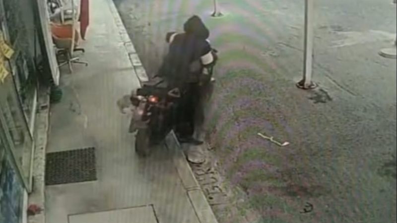 İzmir'de 200'den fazla suç kaydı olan 13 yaşındaki hırsız tutuklandı