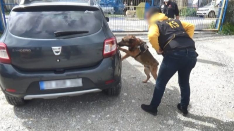 Mersin'de aracın hava yastığından kokain çıktı