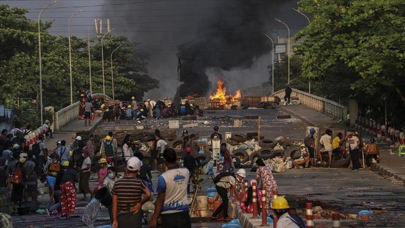 Japonya, Myanmar’a yaptığı kalkınma yardımlarını durdurdu