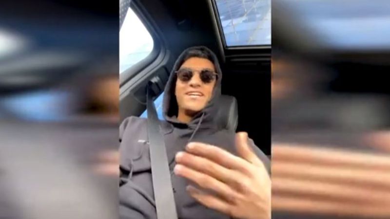 Mostafa Mohamed'in Türkçe şarkı performansı