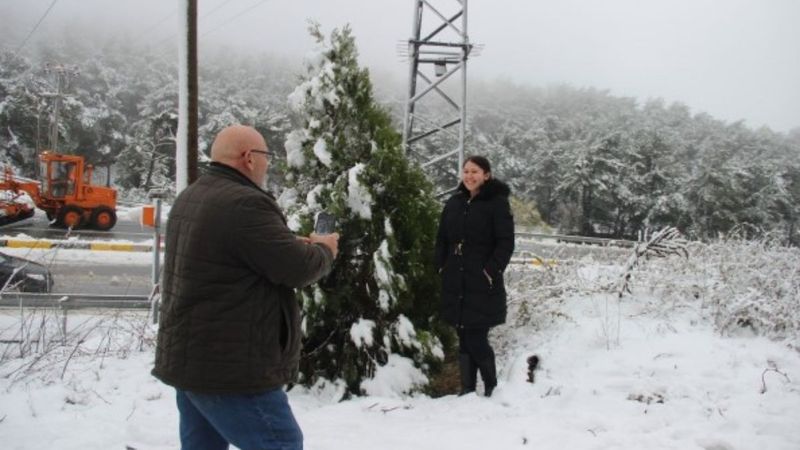 İzmir'e nisan ayında kar yağdı