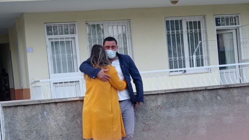 Antalya'da yakınlarına iyi olmadığını söyledi, evinde ölü bulundu