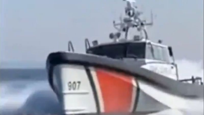 Türk Sahil Güvenlik botundan Yunan gemisine müdahale