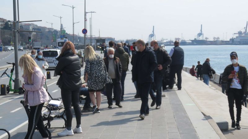 Turistler Üsküdar sahiline akın etti
