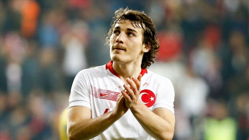 Çağlar Söyüncü'nün korona testi pozitif çıktı