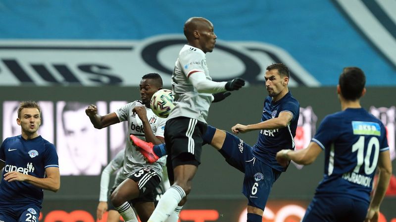 Kasımpaşa-Beşiktaş maçının ilk 11'leri