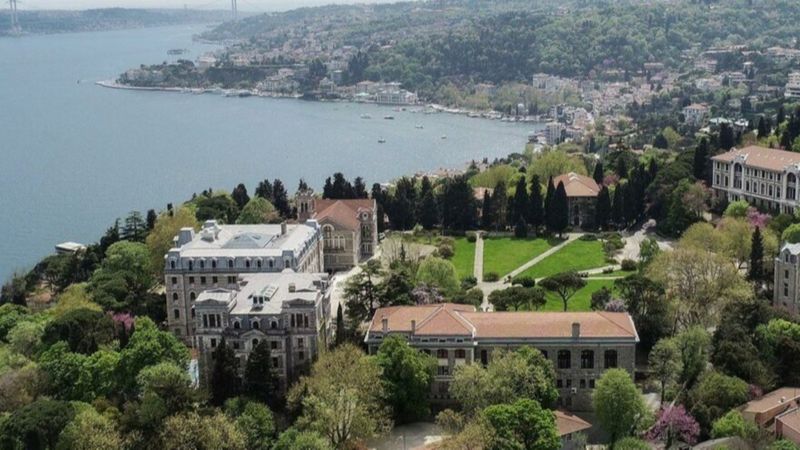 Boğaziçi Üniversitesi'nden amirallerin bildirisine tepki