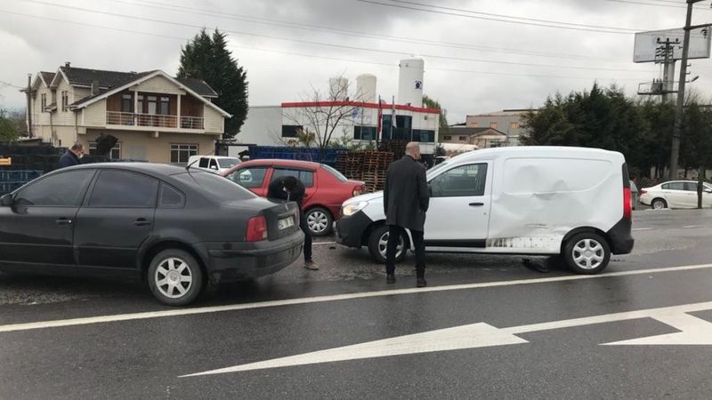 Sakarya'da zincirleme kaza