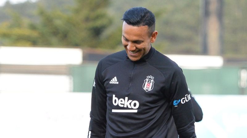 Josef De Souza, imajını yeniden değiştirdi