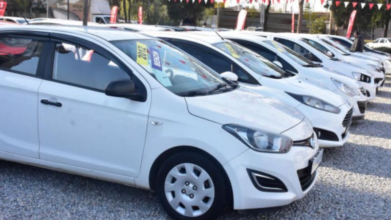 İzmir'de 2'nci el otomobil satışında hareketlilik başladı
