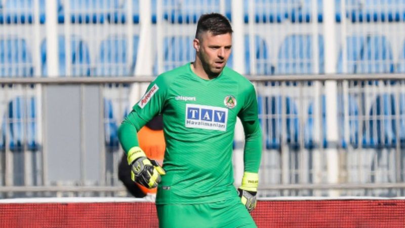 Alanyasporlu Marafona özür diledi