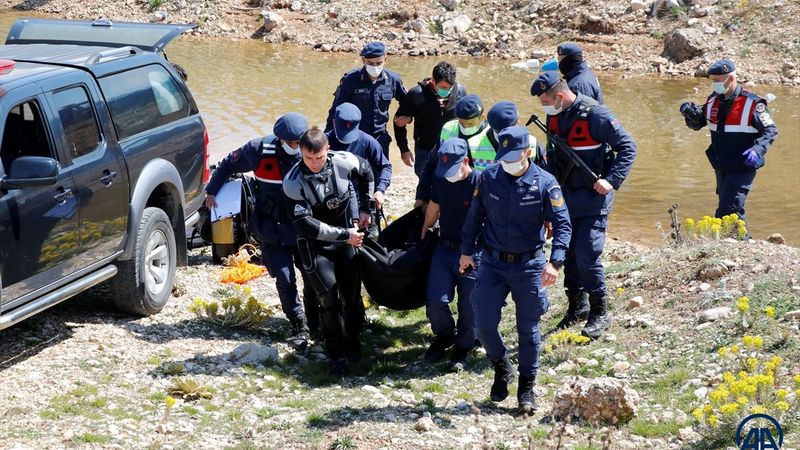 Muğla'da çekmeyi unuttuğu el freni, eşinin hayatına mal oldu
