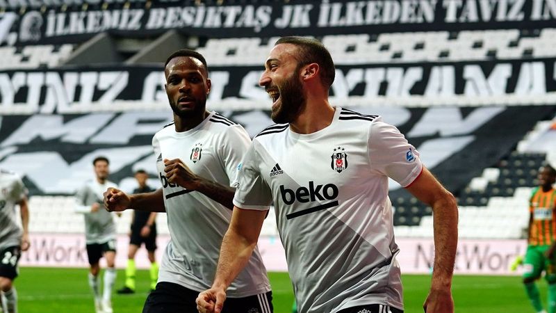 Cenk Tosun: Beşiktaş'ın ihtiyacı varsa görevden kaçmam