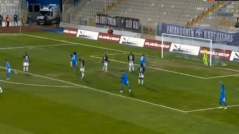 Emrah Başsan'ın Beşiktaş'a uzaktan golü