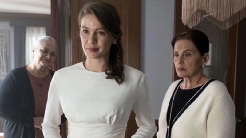 Nur Sürer: İyi ki oyuncu olmuşum