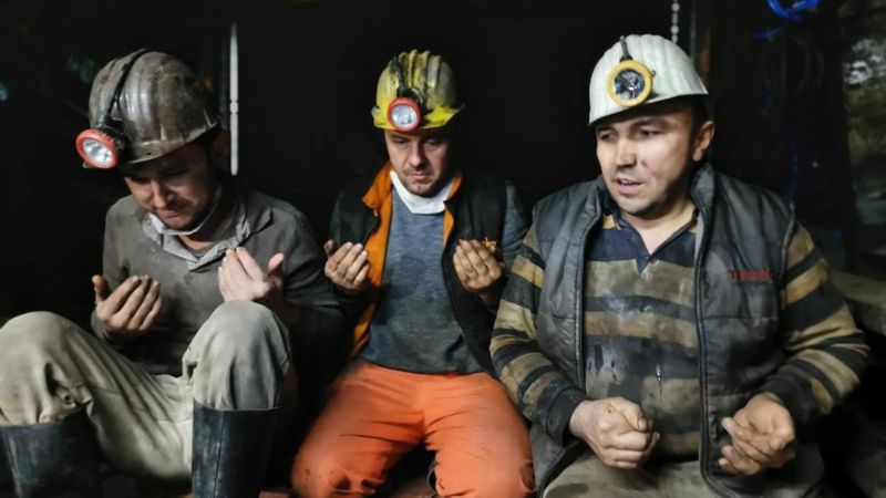 Zonguldaklı madencilerin yer altında ilk sahuru