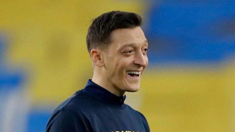 Mesut Özil, Meksika'dan takım satın aldı