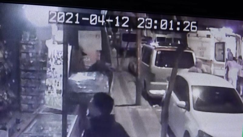 Sultangazi'de boynundan bıçaklanan Pakistanlı, hayatını kaybetti