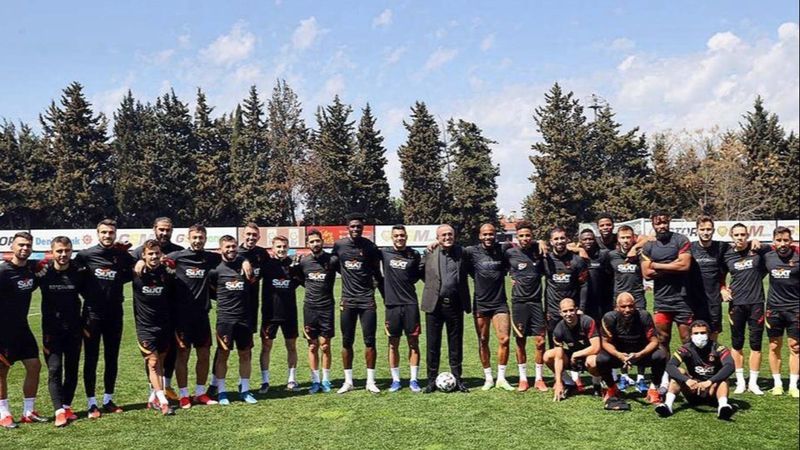 Abdurrahim Albayrak'tan imalı paylaşım