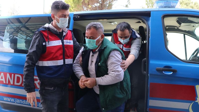 Denizli'de 30 bin lira dolandıran sahte polis yakalandı