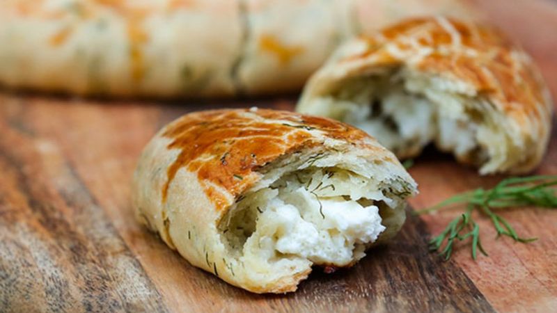 Sahurunuza lezzet katacak tarif: Dereotlu peynirli poğaça