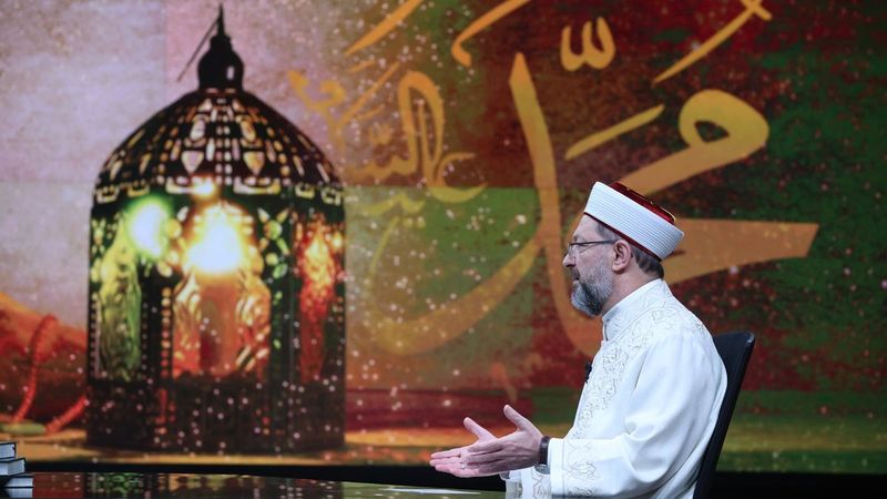 Ali Erbaş: Teravih namazı için yeni karar alabiliriz