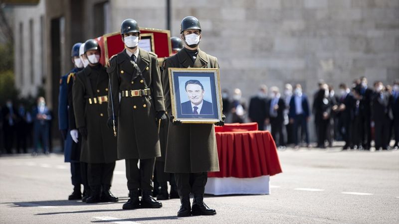 Cumhurbaşkanı Erdoğan, Yıldırım Akbulut'un cenaze törenine katıldı