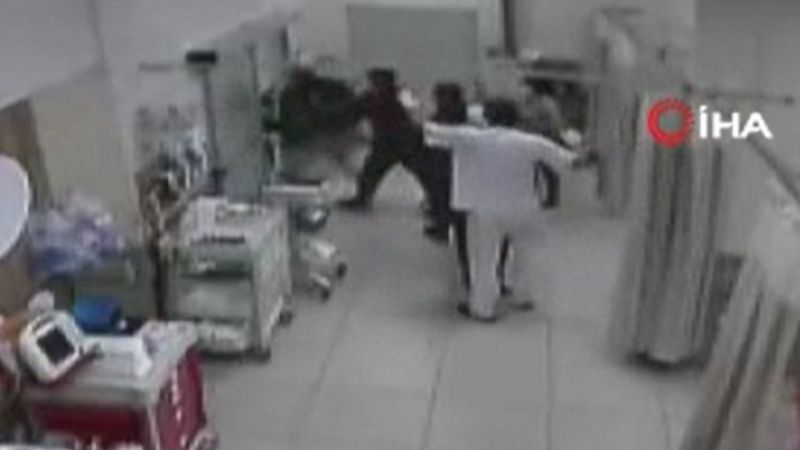 Beylikdüzü'nde doktora saldırı kamerada