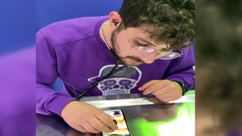 İstanbul'da veteriner hekimden esprili telefonda muayene paylaşımı