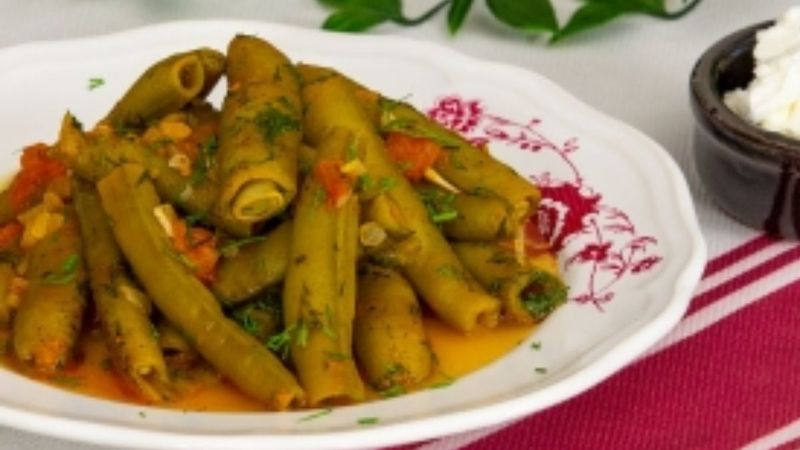 İftarda hafiflik arayana: Zeytinyağlı Taze Bakla