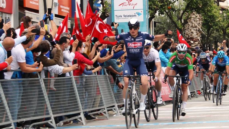 Cumhurbaşkanlığı Türkiye Bisiklet Turu’nda sona gelindi