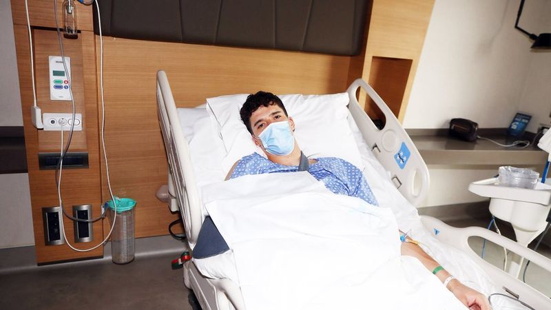 Altay Bayındır ameliyat oldu