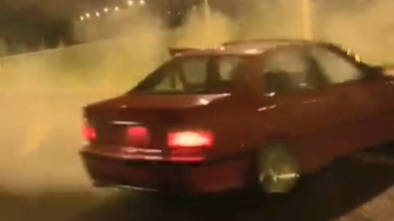 Ordu'da kız arkadaşının etrafında drift yaptı