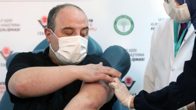 Mustafa Varank, yerli aşıyla ilgili soruları yanıtladı