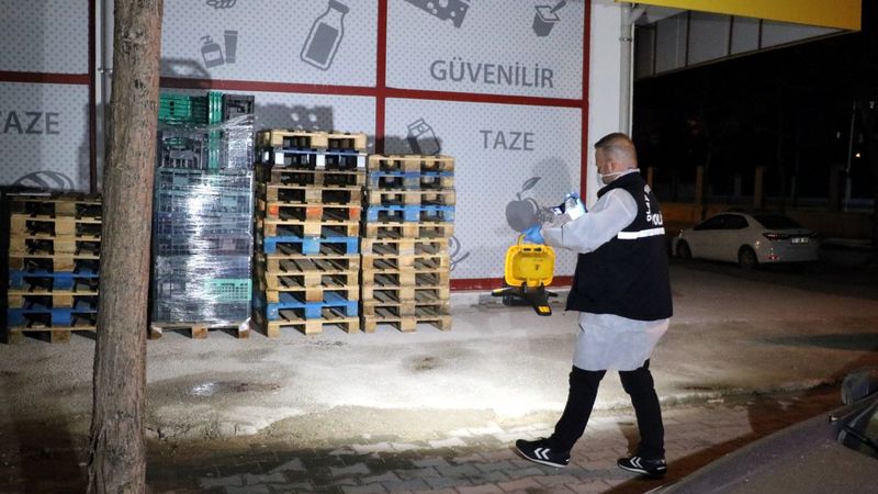 Afyonkarahisar'da birinci kattaki evlerinin penceresinden düşen kadın öldü