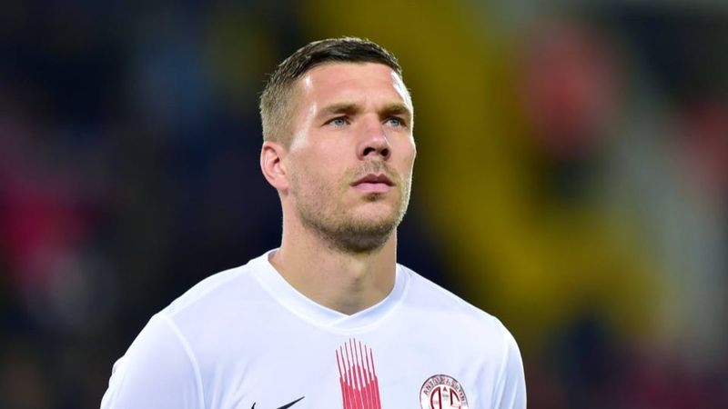 Lukas Podolski: Avrupa Süper Ligi iğrenç