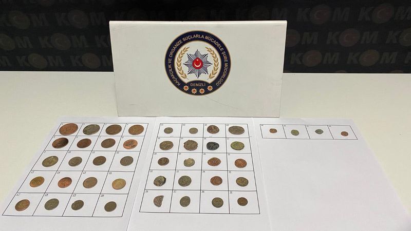 Denizli'de 44 sikke operasyonla ele geçirildi