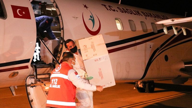 Türkiye'den KKTC'ye 40 bin doz aşı daha