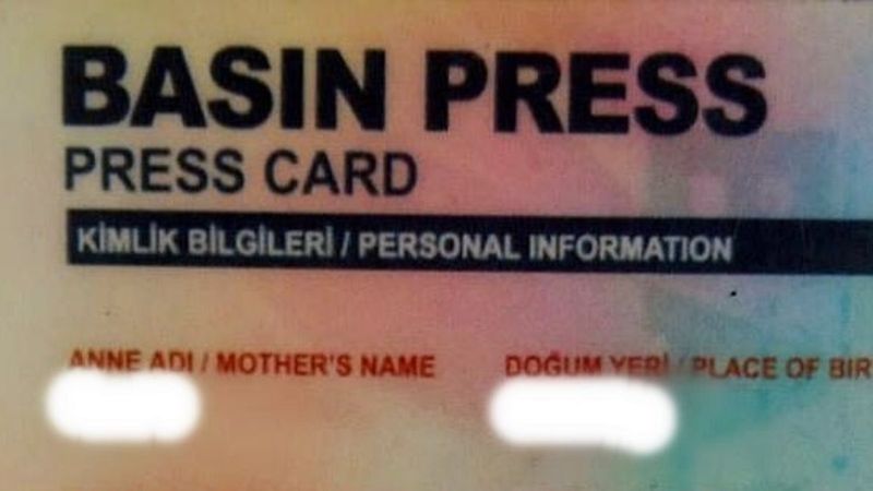 Sahte sarı basın kartı düzenleyip, kısıtlamalara uymadılar