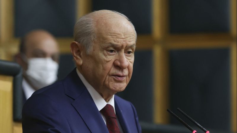 Devlet Bahçeli: Dendias'ın gevşeyen ayarlarını sıkan Çavuşoğlu'na teşekkür ediyorum