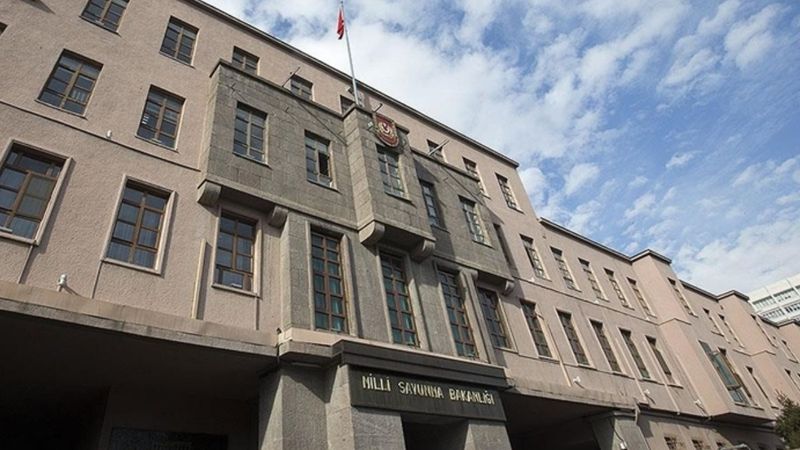 Suriye ve Yunanistan'a yasa dışı yollarla geçmeye çalışan 5 şahıs yakalandı