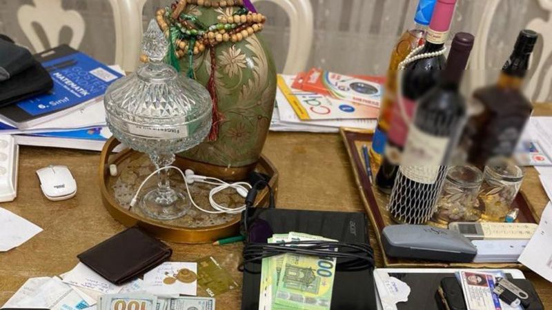 FETÖ’nün hücre evinden içki şişeleri çıktı